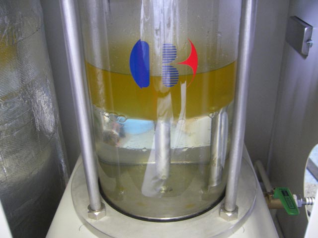 blest corporation, akinori ito plastic bags, plastic bags to oil, plastic bags converted to oil, plastic bag pollution