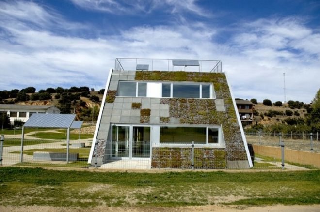 “solar energy”, CSO Arquitectura, green design, pixel facade, roor top garden, solar shading, Spanish green builidng