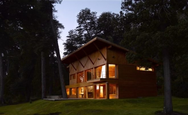 sustainable design, green design, argentina, green roof, studio ramos, sustainable building, local materials, Lake Gutiérrez green home