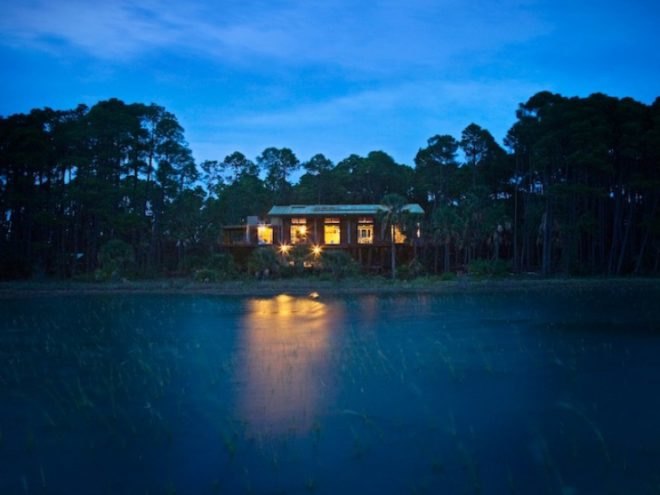 Cusabo Island Cabin, disaster proof design, prefab, steel, south carolina, woollen studio, ecosteel