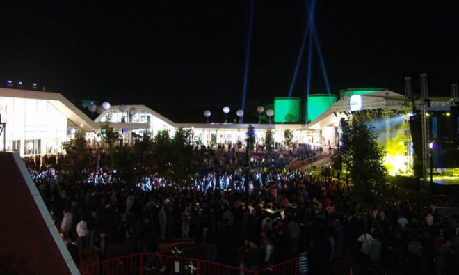 meydan shopping complex, meydan retail complex, meydan shopping center, green roof, roof garden, istanbul architecture, green architecture, eco architecture, sustainable architecture, green design, foreign office architects, foa, green building