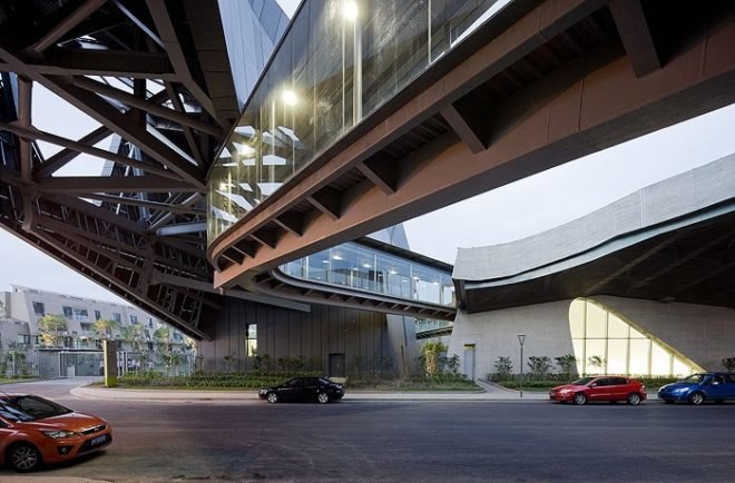 Giant Interactive, Shanghai green building, green roof, china green building, daylight, green corporate campus, eco campus, sustainable corporate campus, Morphosis Architecture,