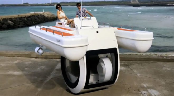 Roanhaje, Ego Submarine, Electric Submarine, Eco Submarine, Electric Submarine, Inhabitat, Underwater Transportation, Electric Transportation, Semi-Submarine, World's First Semi-Submarine