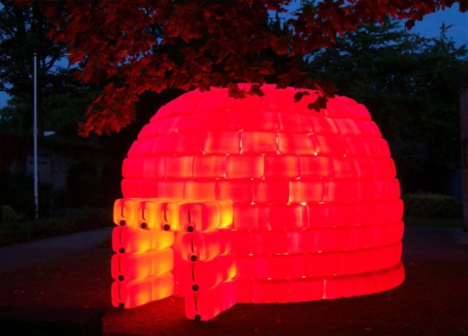 bibigloo, plastic bottle igloo, bibi, Fabrice CAHOREAU, postmodernist inuit concept, plastic igloo, green igloo, recycled igloo, green design, recycled design, recycled materials, green architecture, eco architecture, sustainable architecture, polyethylene recycled cans