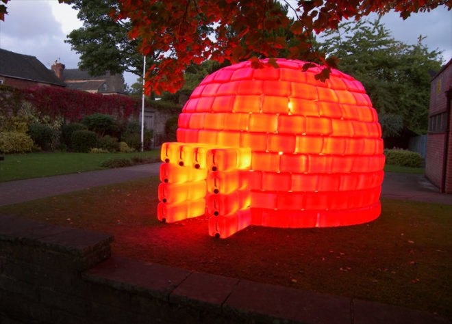bibigloo, plastic bottle igloo, bibi, Fabrice CAHOREAU, postmodernist inuit concept, plastic igloo, green igloo, recycled igloo, green design, recycled design, recycled materials, green architecture, eco architecture, sustainable architecture, polyethylene recycled cans
