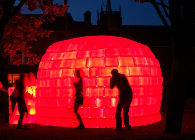 bibigloo, plastic bottle igloo, bibi, Fabrice CAHOREAU, postmodernist inuit concept, plastic igloo, green igloo, recycled igloo, green design, recycled design, recycled materials, green architecture, eco architecture, sustainable architecture, polyethylene recycled cans