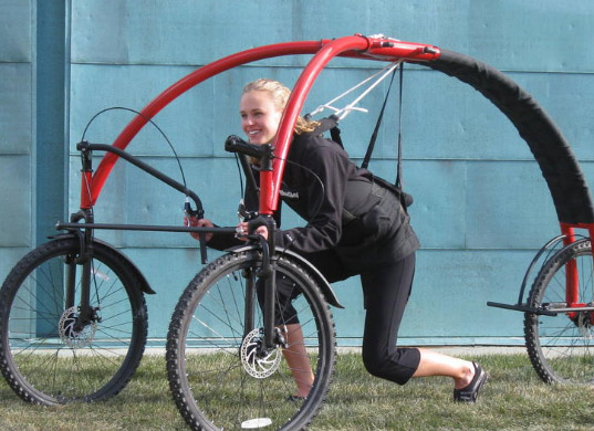 streetflyer, bike, bicycle, flying bike, bike that feels like flying, green transportation, eco design, green design, sustainable design, street flyer, alternative transportation, clean transportation