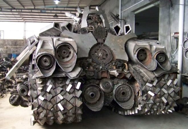 Jiang Chen, Yang Junlin, chinese designers, wing wah metal crafts factory, transformers megatron tank, megatron tank, scrap metals, recycled materials