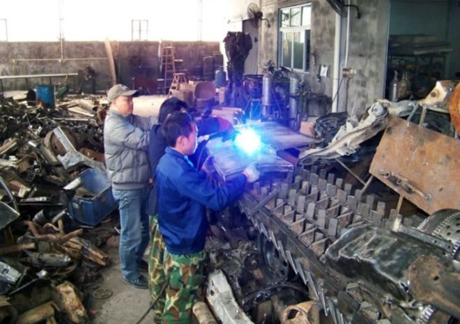 Jiang Chen, Yang Junlin, chinese designers, wing wah metal crafts factory, transformers megatron tank, megatron tank, scrap metals, recycled materials
