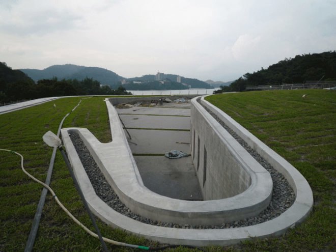 isiangshan Visitor Center, Norihiko Dan and Associates, Sun Moon lake, Taiwan, eco architecture, green roof, roof garden, Landform Series