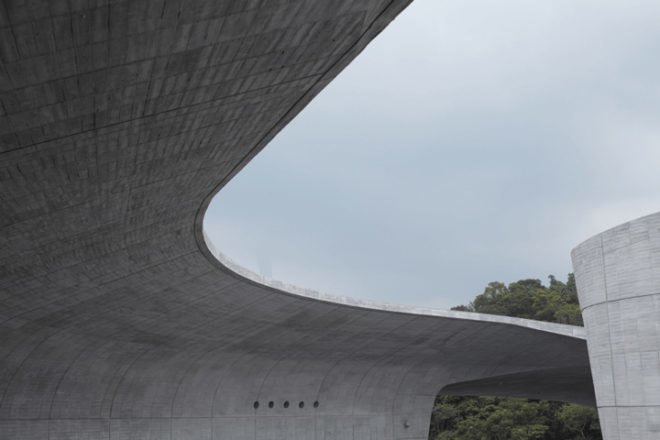 Hisiangshan Visitor Center, Norihiko Dan and Associates, Sun Moon lake, Taiwan, eco architecture, green roof, roof garden, Landform Series