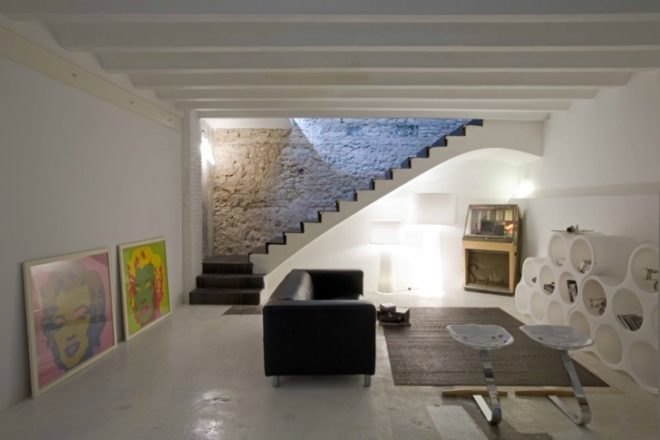 Minim Interior Architects, daylight, brick wall interior, green retrofit, eco interior, green interior,Sustainable Interiors, loft design, Spain green building,