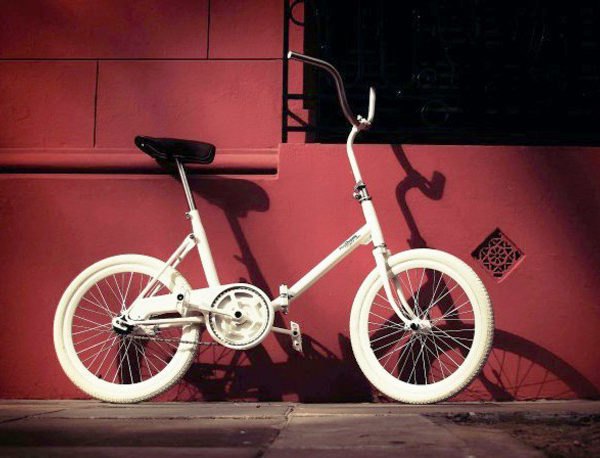 Argentina, Buenos Aires designer, Recycled Materials, Green Transportation, Green products, Bike in style, Bicycle concept vehicle, Bike basket, Monochrome bike