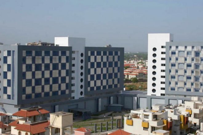 pegasus, shade screen, vitan architects, jagrut patel, sun screen, india,