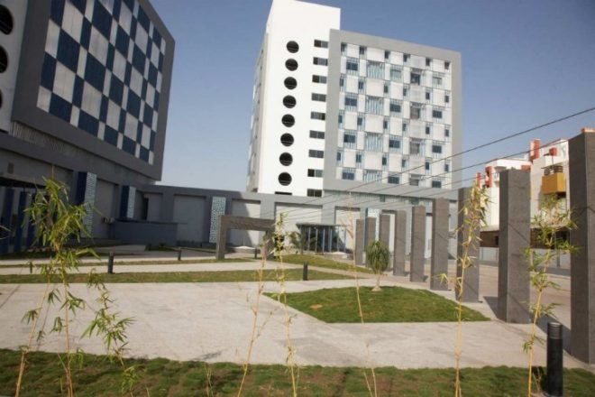 pegasus, shade screen, vitan architects, jagrut patel, sun screen, india,