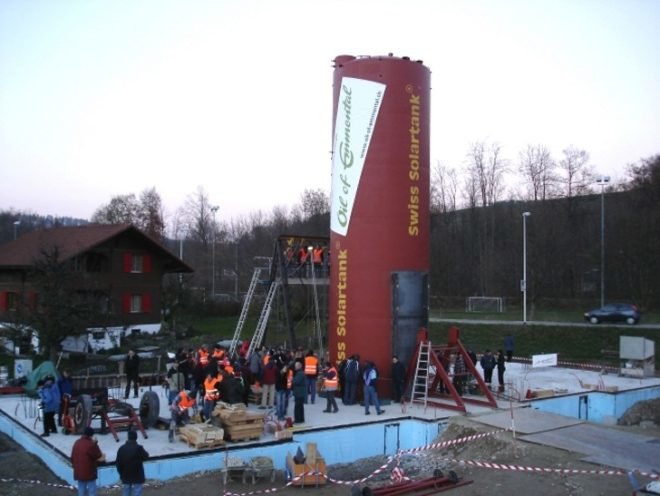 Swiss green building, Swiss green apartment, solar thermal heat, solar thermal, solar heated home, solar thermal tank, worlds largest solar thermal system, green heat, sun heated home,sustainable heating system,