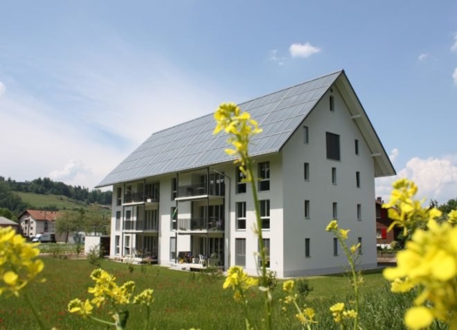 Swiss green building, Swiss green apartment, solar thermal heat, solar thermal, solar heated home, solar thermal tank, worlds largest solar thermal system, green heat, sun heated home,sustainable heating system,