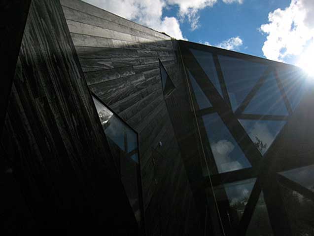 ooze architects, green architecture, green renovations, prefabricated architecture, prefab architecture, netherlands architecture, dutch architecture, Eva Pfannes, residential renovations, dutch farmhouses, green design, eco-materials, green materials, lenotec, ACCOYA, green roofs, pitched roof houses