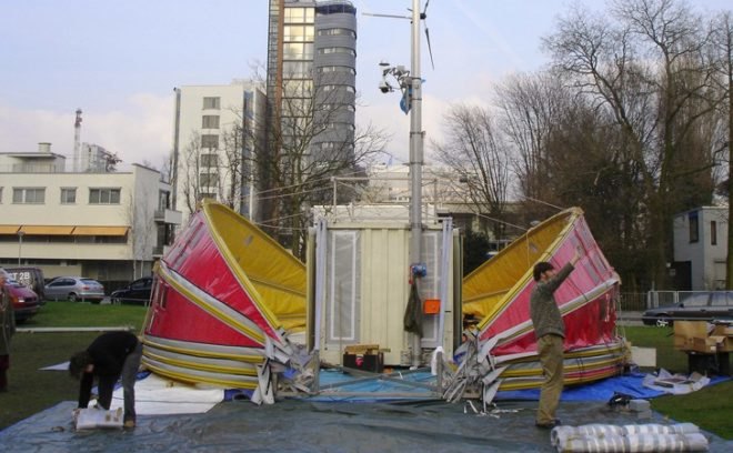 World In A Shell, Hans Kalliwoda, shipping container, off-grid, renewable energy, exhibition space