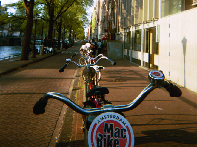 solar bike lane, solar road, solar roadway, solar pavement, solar paving, solar power, solar power generation, renewable energy, green power, clean power, sustainable power, the netherlands, amsterdam, european solar energy, new renewable energy technology, clean energy technology, bike lane, solar bike, bike path
