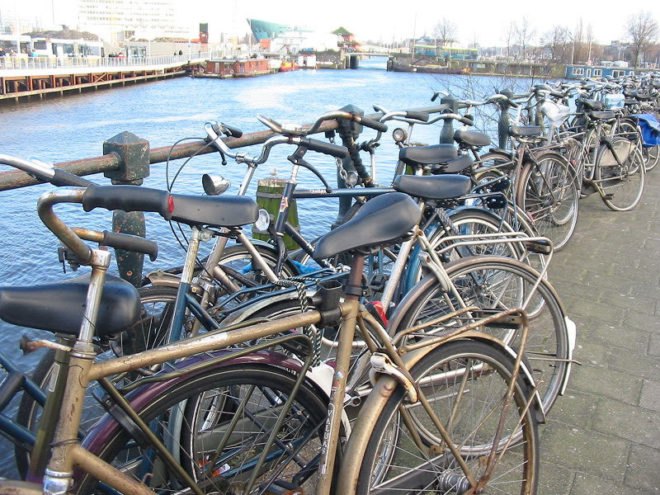 solar bike lane, solar road, solar roadway, solar pavement, solar paving, solar power, solar power generation, renewable energy, green power, clean power, sustainable power, the netherlands, amsterdam, european solar energy, new renewable energy technology, clean energy technology, bike lane, solar bike, bike path