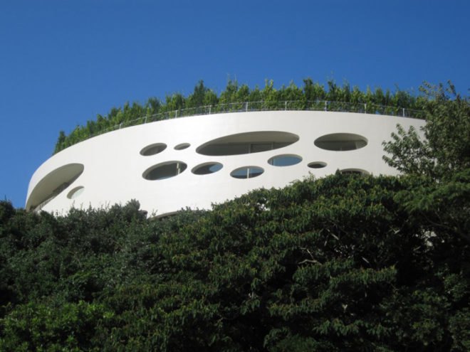 green design, eco design, sustainable design, green roof, japan, Ciel Rouge Creation, Villa Ronde, architecture, private museum, guest house, resort