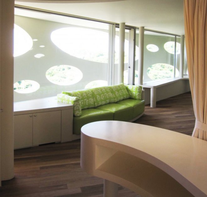 green design, eco design, sustainable design, green roof, japan, Ciel Rouge Creation, Villa Ronde, architecture, private museum, guest house, resort