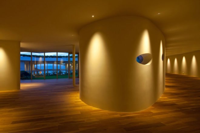 green design, eco design, sustainable design, green roof, japan, Ciel Rouge Creation, Villa Ronde, architecture, private museum, guest house, resort