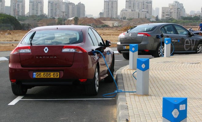 electric vehicle, electric car, texas electric grid, electric vehicle emissions, electric vehicle pollutants, electric vehicle charging, ev charger, ev charging at night, nighttime charging, is nighttime charging better