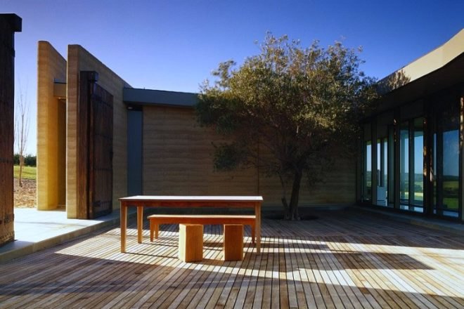 Earth House, Jolson Architecture, australia, rammed earth, landscape architecture, sustainable architecture