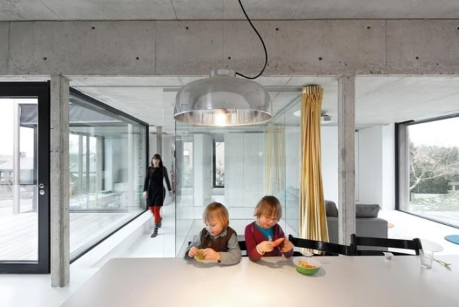 solar electric passivhaus, green home, passivhaus passive solar,eco design, kid friendly home, Belgium passivhaus, Belgium Passive House, BLAS passivhaus, chaulk board facade, fabric facade, passive solar, thermal mass,
