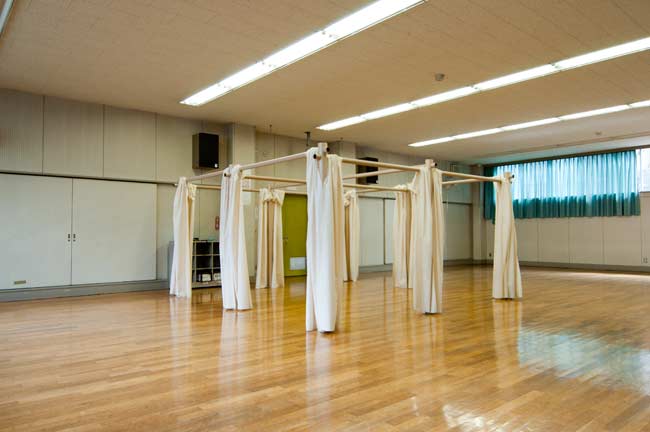 earthquake japan, japan local shelters, disaster relief shelter, Shigeru Ban Architects, modular shelters, green architecture, disaster relief architecture, temporary shelters, earthquake shelters, tsunami shelters, human aid