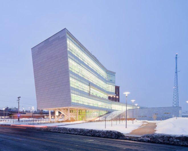 green design, eco design, sustainable design, Syracuse Center for Excellence, Toshiko Mori, Kinky Building, Energy efficient architecture, sustainable architecture, alternative climate control systems, green roof, holistic design solutions,