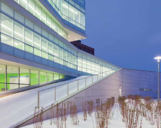 green design, eco design, sustainable design, Syracuse Center for Excellence, Toshiko Mori, Kinky Building, Energy efficient architecture, sustainable architecture, alternative climate control systems, green roof, holistic design solutions,