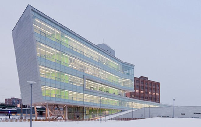 green design, eco design, sustainable design, Syracuse Center for Excellence, Toshiko Mori, Kinky Building, Energy efficient architecture, sustainable architecture, alternative climate control systems, green roof, holistic design solutions,