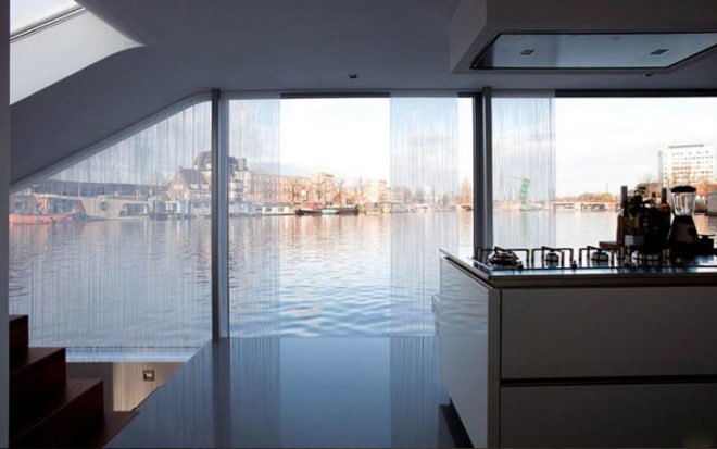 architecture Amsterdam, houseboats, riverboats, water homes, water living, +31 Architects, the Watervilla de Omval, architecture Amstel River, low-profile construction, green architecture, green design