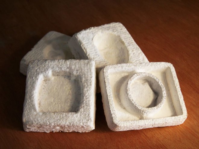 ecovative, car parts, mushroom packaging, ford, mycelium, foam, packaging material, cosmetics, oat husks, agricultural waste, reuse, compostable, fungus
