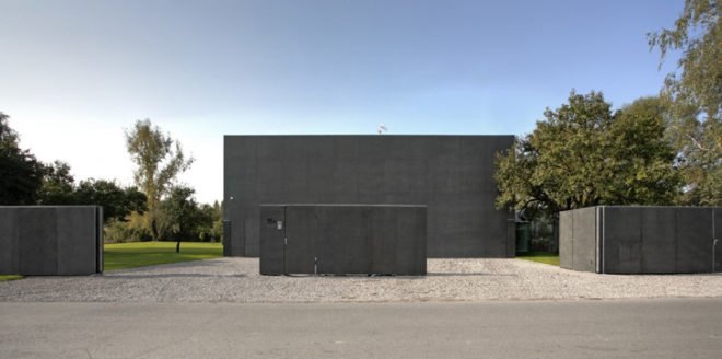 safe house, kwk promes, architecture, transforming architecture, green architecture, green home, transformer home, eco architecture, transforming home, transforming fortress, green design, eco design, sustainable design
