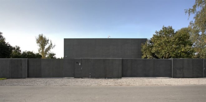 safe house, kwk promes, architecture, transforming architecture, green architecture, green home, transformer home, eco architecture, transforming home, transforming fortress, green design, eco design, sustainable design