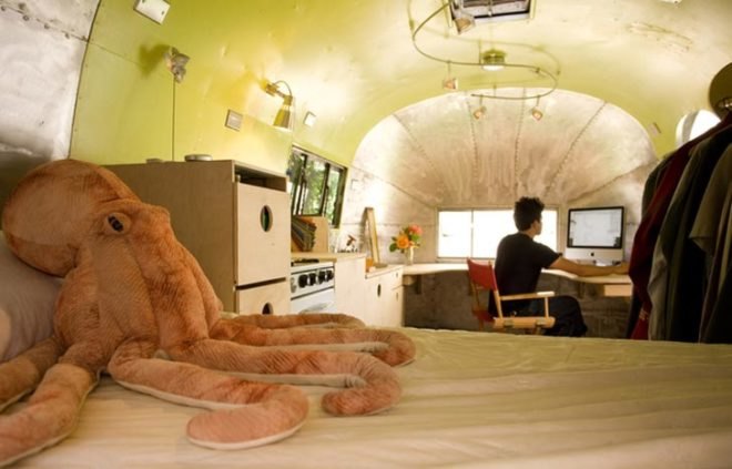 Recycled Materials,Green Transportation,Green renovation,Green Materials,green Interiors,automotive,Prefab Housing,airstream trailer,cork floor,natural light,mobile studio,green studio space,small spaces storage,