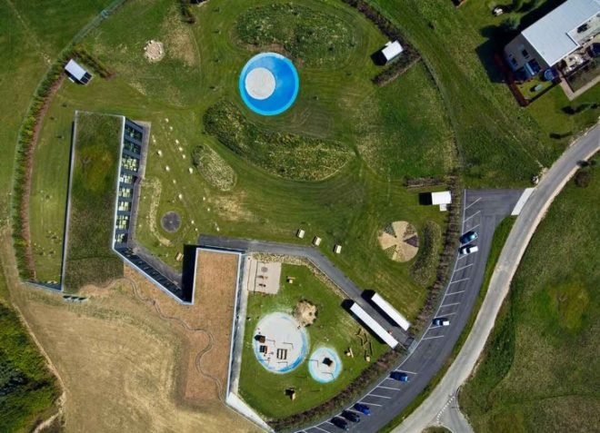 Henning Larsen, Bernst Have, Denmark, green design, eco-design, sustainable design, green roof, daylighting, minimalist, climate zone, heat recovery, integrated energy design, solar gain