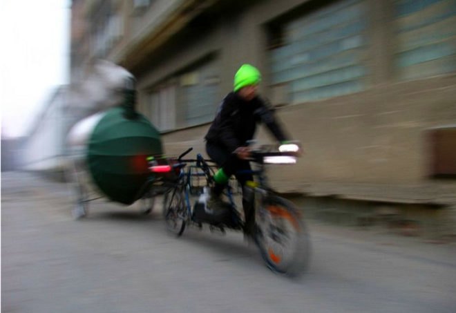 Bicycle Sauna Kolonok, H3T Architects, mobile bike sauna, prague, biking, sauna,