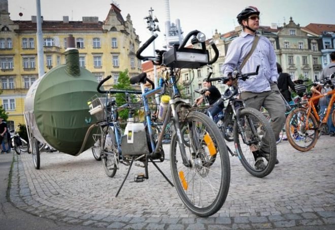 Bicycle Sauna Kolonok, H3T Architects, mobile bike sauna, prague, biking, sauna,