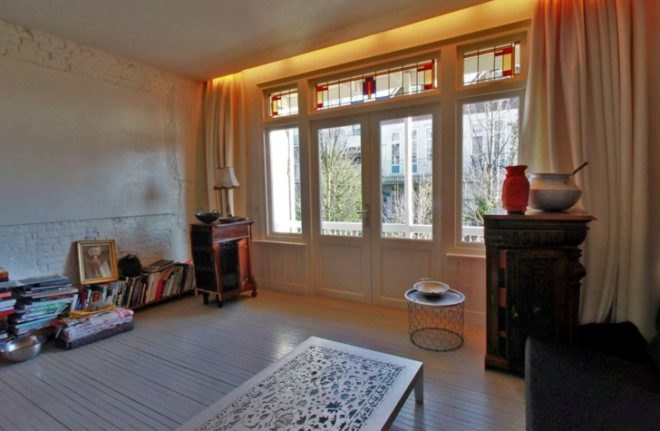 eco modern retrofit, Studio Rolf.fr, Zecc Architects,dutch retrofit, Black Pearl House, green retrofit, eclectic renovation, turf siding, greenhouse roof top,materials reuse,