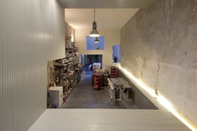 eco modern retrofit, Studio Rolf.fr, Zecc Architects,dutch retrofit, Black Pearl House, green retrofit, eclectic renovation, turf siding, greenhouse roof top,materials reuse,