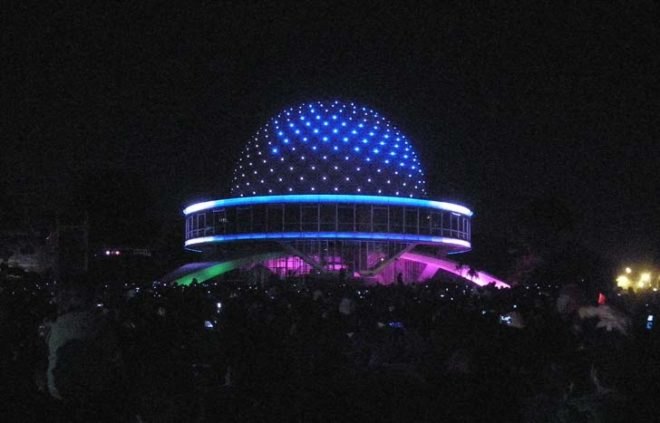 green tecnology,Green Lighting,Interactive Objects,clean tech,biomimicry architecture,art,cool architecture,Buenos Aires,planetarium,LED lamps,color lights