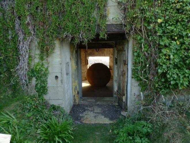 Guernsey Arts Commission, Andy Goldsworthy found materials, art,Andy Goldsworthy time art,Contemporary environmental art,England Contemporary art, clay art, found objects, environmental art,eco art, Andy Goldsworthy installation,