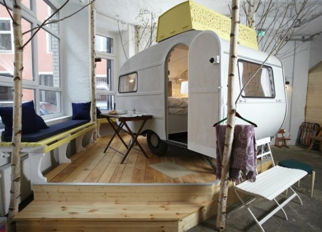 Hüttenpalast, renovated campers, renovated caravans, caravan hotel, budget hotel, berlin, renovated factory, eco hotel