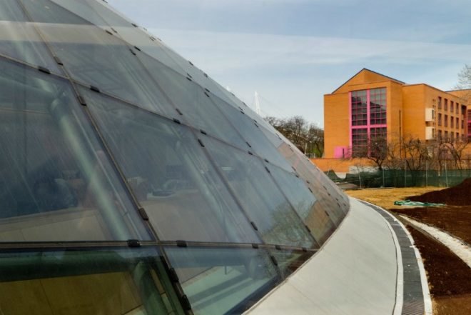 Joe and Rick Mansueto Library, University of Chicago, glass dome, daylighting, automatic book retrieval, library, fritted glass