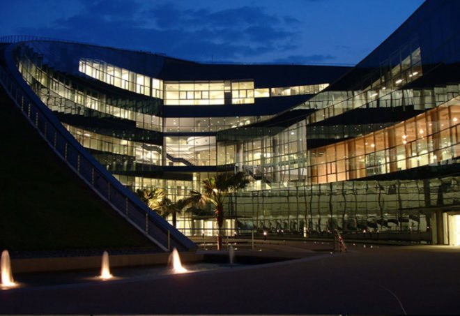 Green Roof Art School, CPG Consultants, School of Art, Design and Media, Nanyang Technological University, Singapore, architecture, eco design, green roof